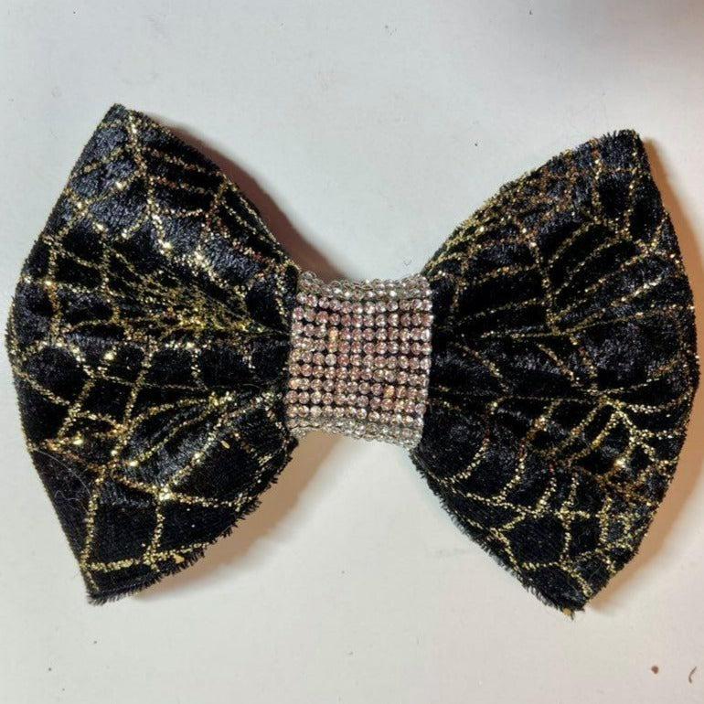 Black velvet bowtie