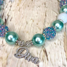 Load image into Gallery viewer, Breakfast at Tiffany&#39;s -  Bead necklace
