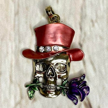 Load image into Gallery viewer, Skull Pendant
