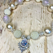 Load image into Gallery viewer, Classic Pearls -  Bead necklace
