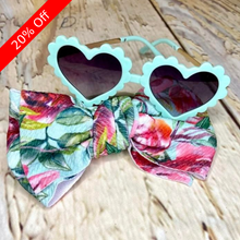 Load image into Gallery viewer, Tiffany blue sunnies and bow
